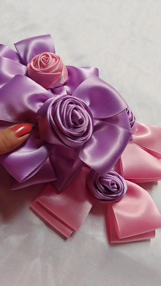 Ribbon rose bouquet in soft lavender